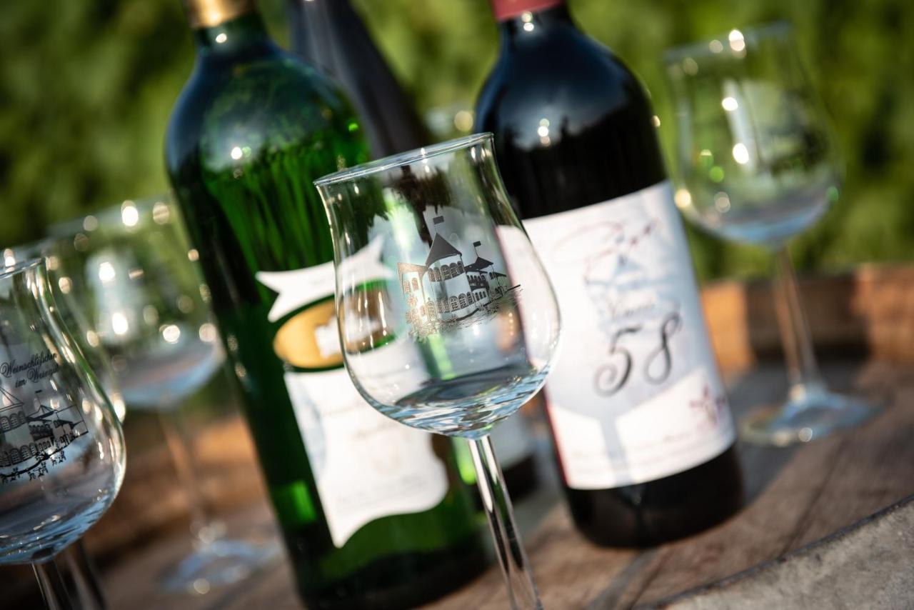 Отель Weinschloesschen Im Weingut Roos Ilbesheim Экстерьер фото